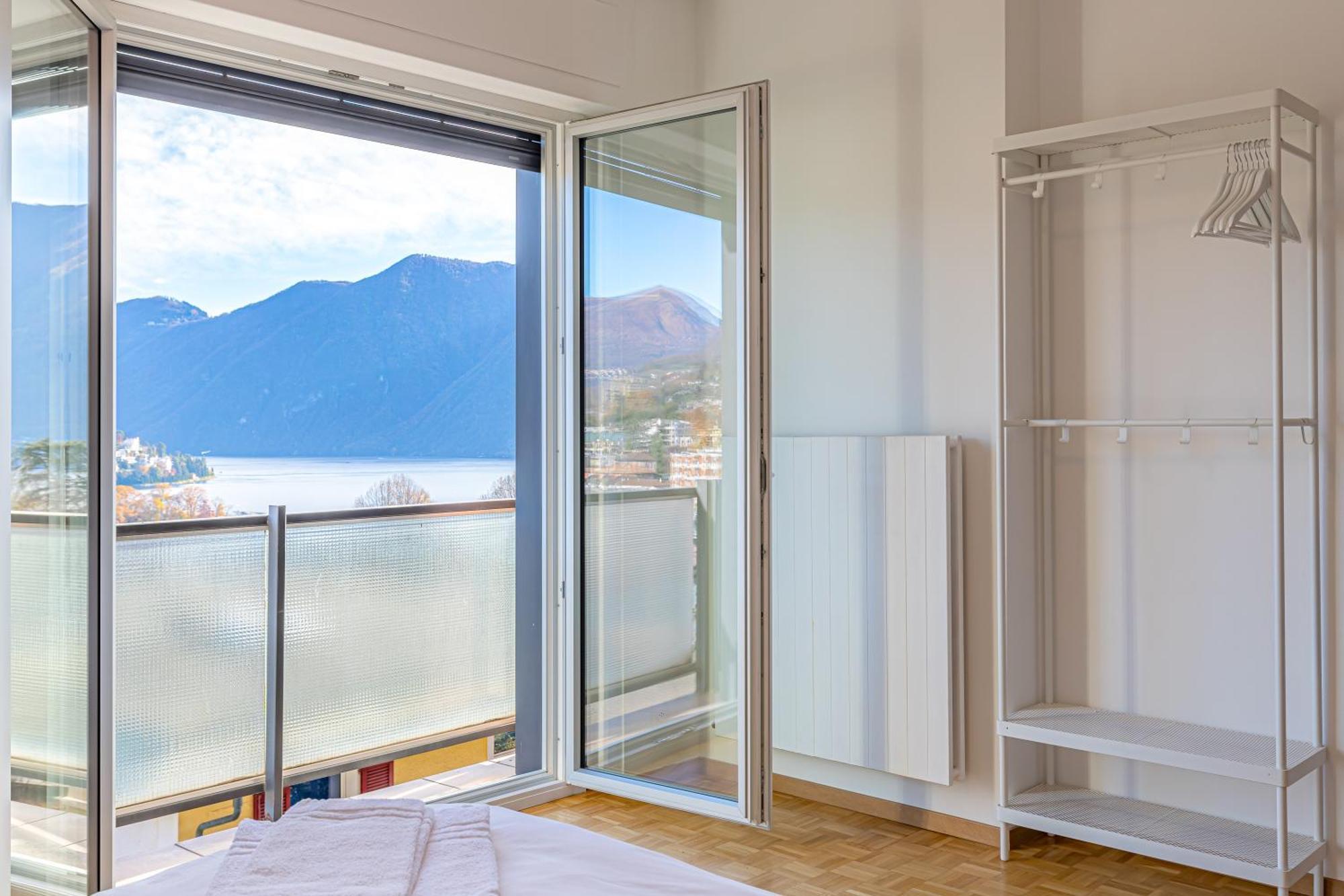 Апартаменты Imperial Of Lugano 4 With A Lake View Behind The Station And 10 Min From The Lake Экстерьер фото